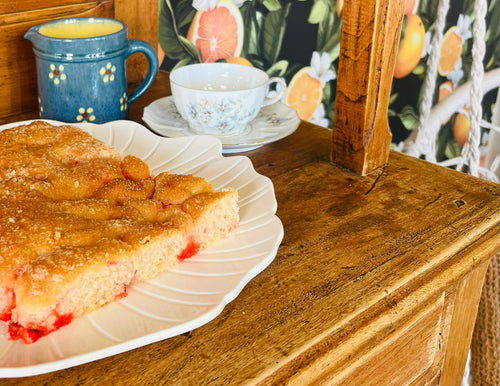 Fougasse d’Aigues-Mortes à la praline rose – La Rosée
Fougasse sucrée artisanale praline rose – La Rosée