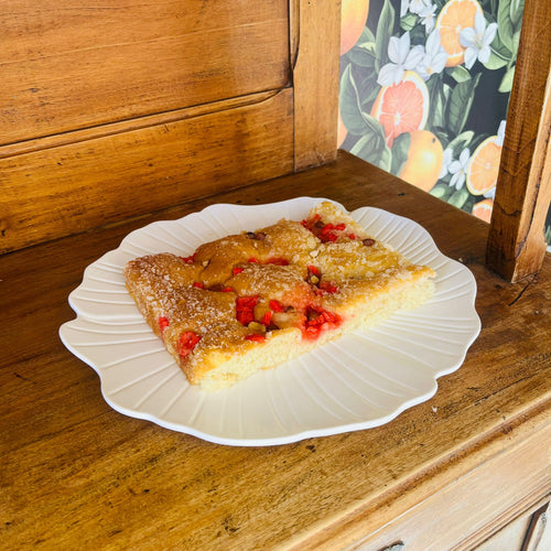 Fougasse d’Aigues-Mortes à la praline rose – La Rosée
Fougasse sucrée artisanale praline rose – La Rosée